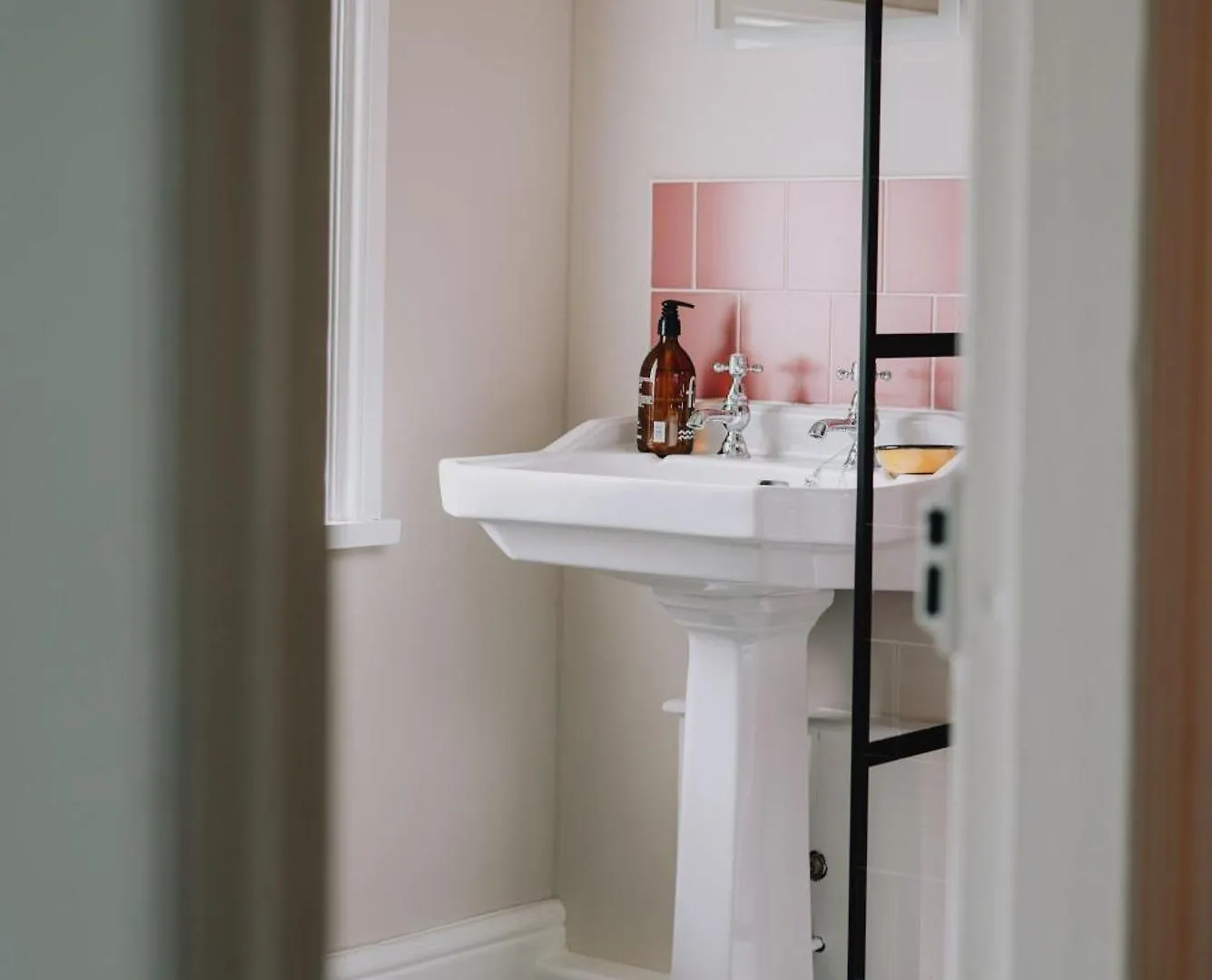The Pedlars Flat Villa Hawarden 0*,  United Kingdom